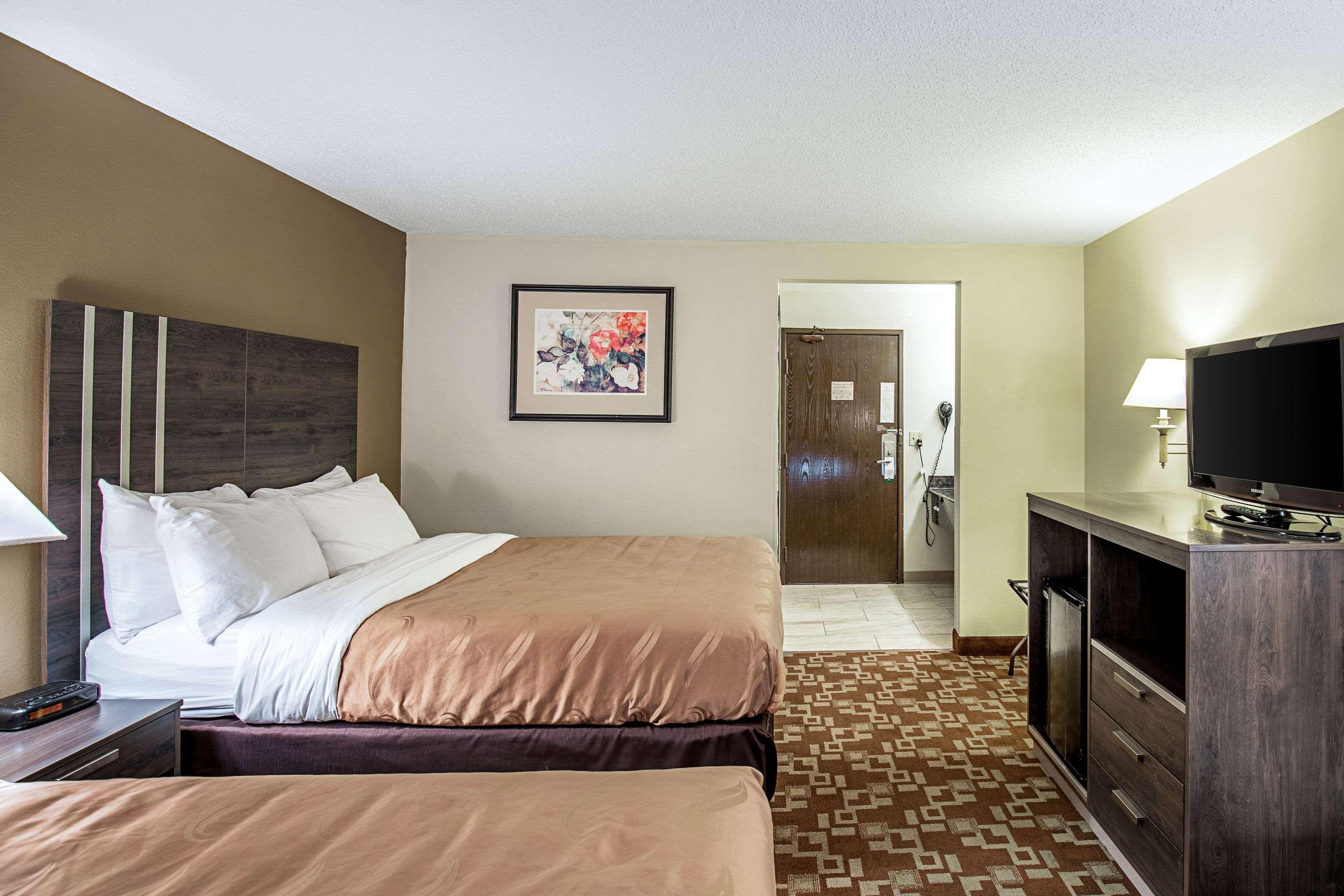 Quality Inn & Suites Milwaukee Eksteriør billede
