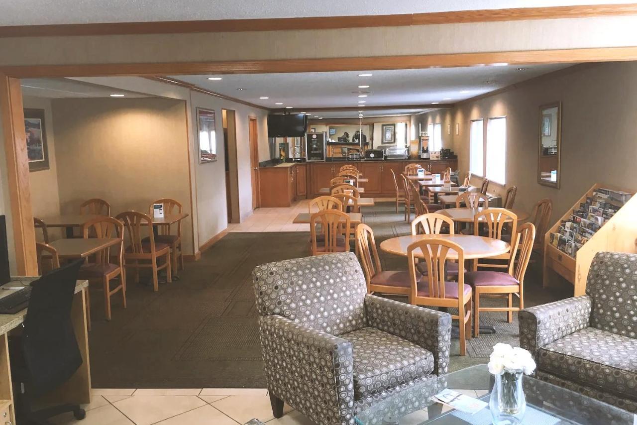 Quality Inn & Suites Milwaukee Eksteriør billede
