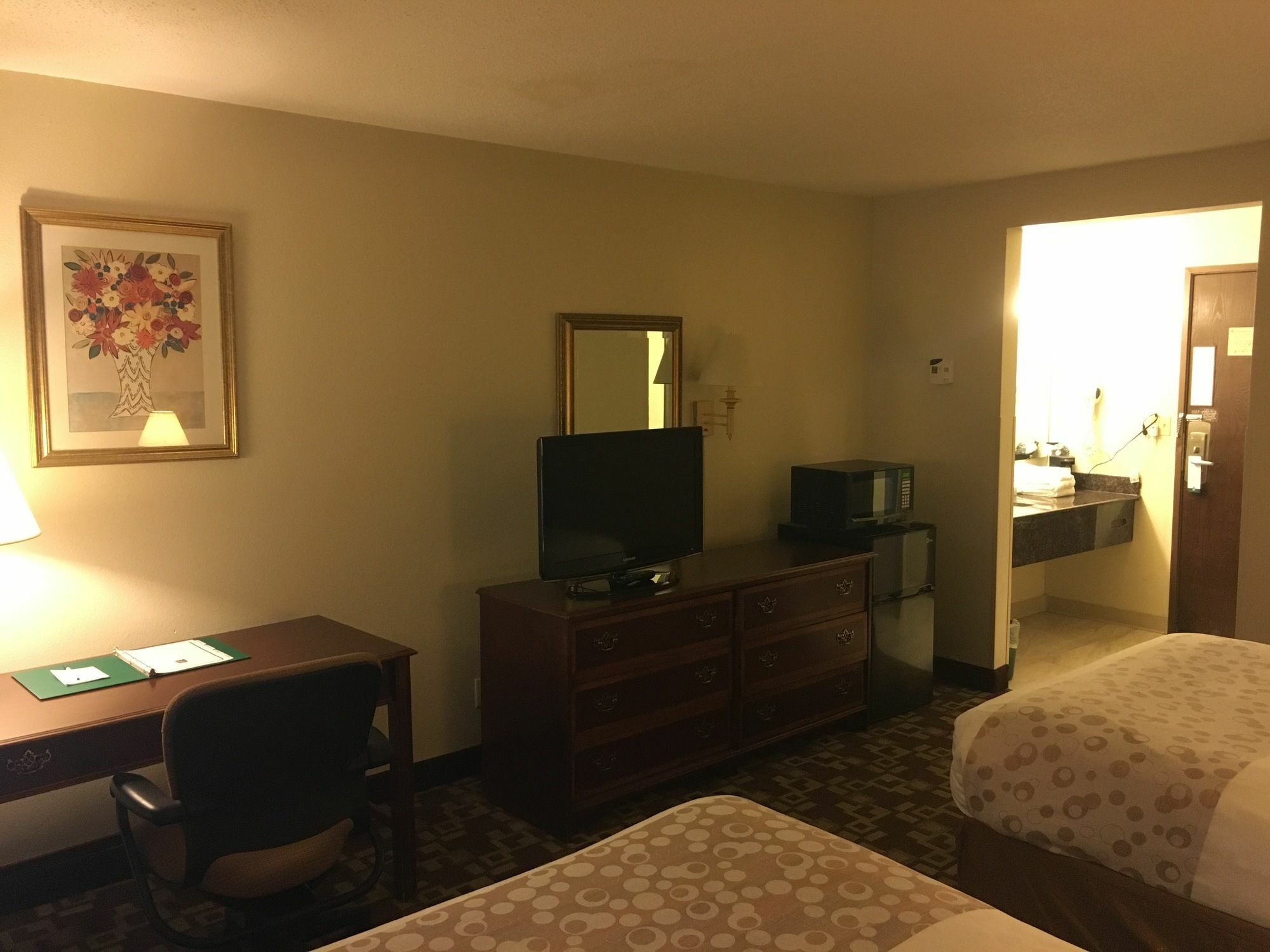 Quality Inn & Suites Milwaukee Eksteriør billede