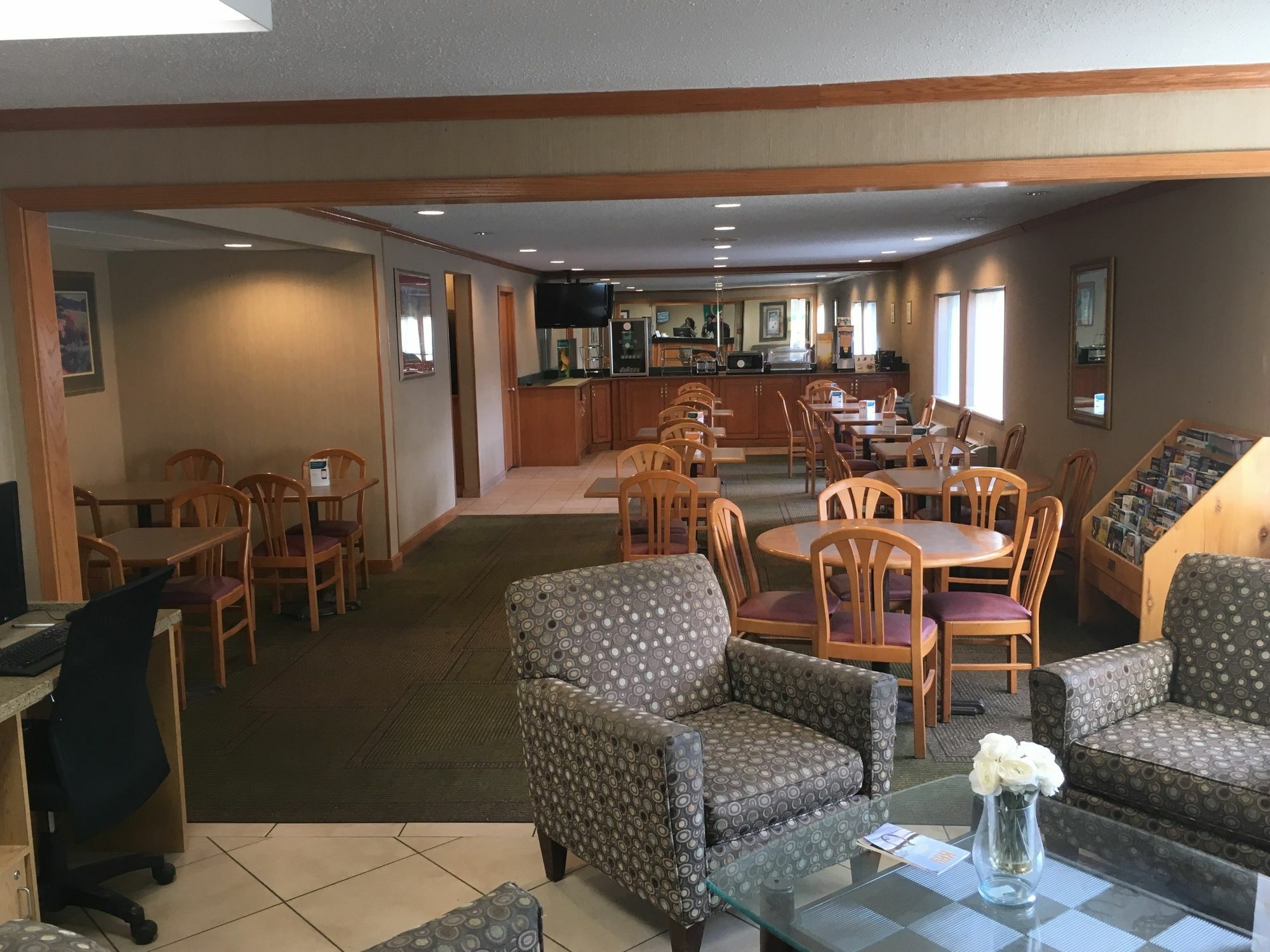 Quality Inn & Suites Milwaukee Eksteriør billede