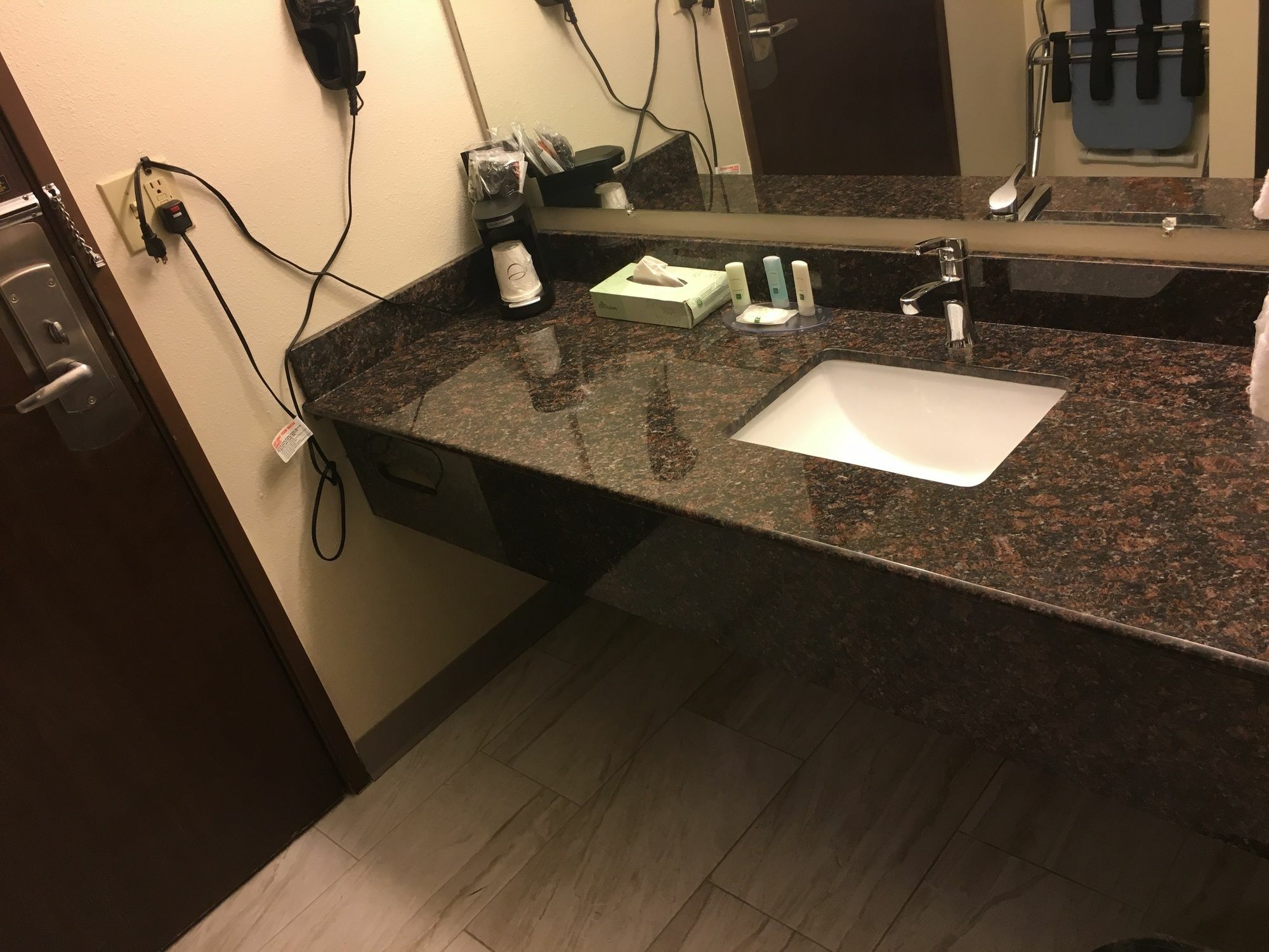 Quality Inn & Suites Milwaukee Eksteriør billede